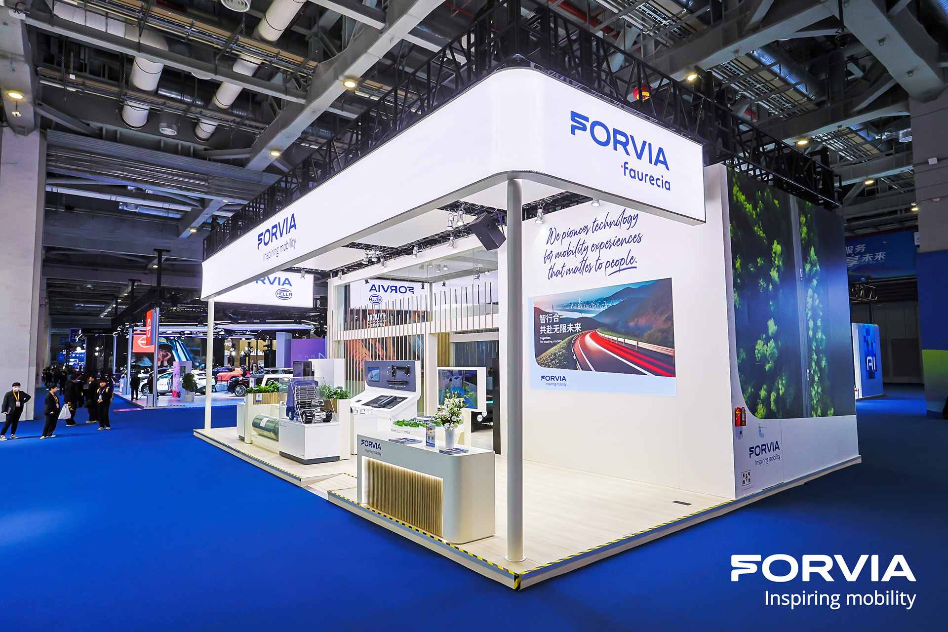 FORVIA 03_Jc.jpg